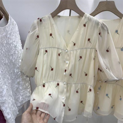 V-Neck Embroidered Chiffon Blouse for Women Mesh Top 2025 Summer New Floral Embroidery Fairy-like and Stylish Chiffon Blouse Y19042902