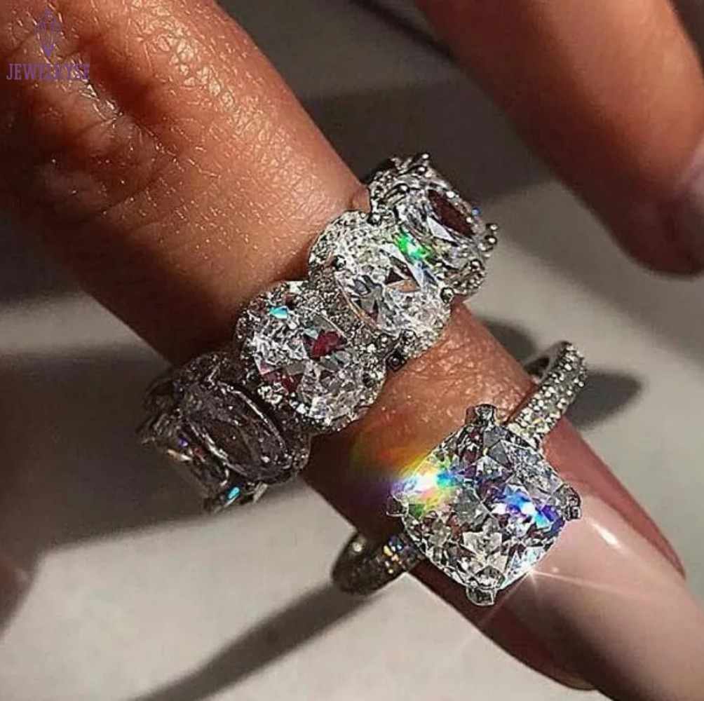 2024 Choucong Brand Designer Wedding Rings Luxury Jewelry 925 Sterling Silver Oval Cut White Topaz Moissanite Diamond Party Eternity Women Couple Brid