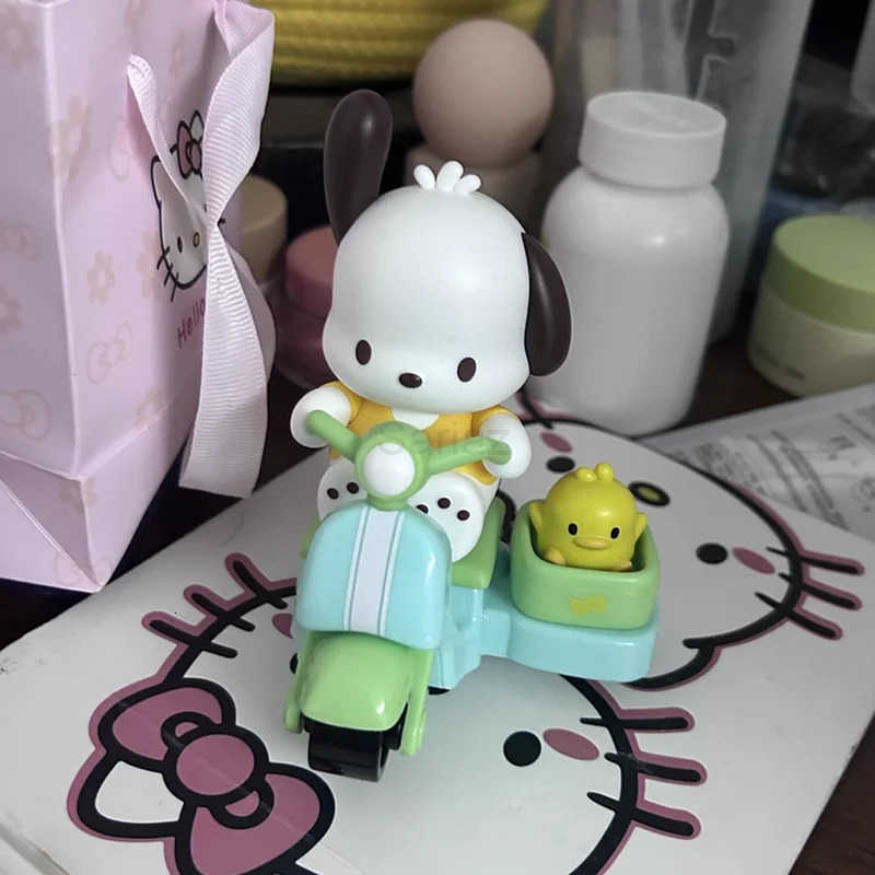 Sanrio Hello Kitty Character Toy Blind Box from the Official Wind Riding Series H2512171