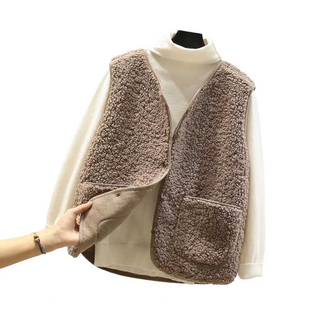 Vests New Spring Autumn Women Button Waistcoat Lamb Hair Winter Thermal Warm Thick Fleece Vests Sleeveless Jacket Ladies CoatsT251128