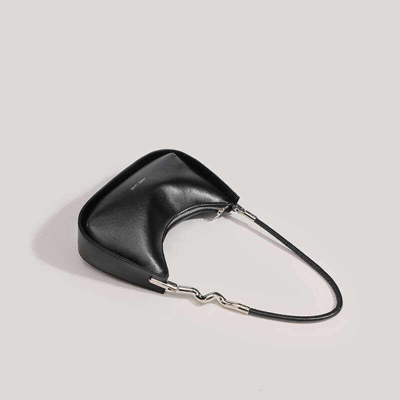 2025 New Simple Black Underarm French Style High-End Niche Versatile Shoulder Baguette Bag Fashion Handbag