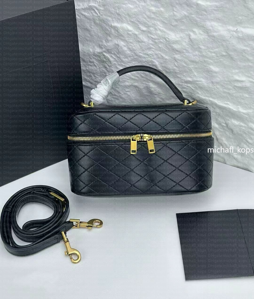 7A Top Designer Bag Sheepskin Flip Makeup Bag Women's Shoulder Bag Mini Commuter Crossbody Bag