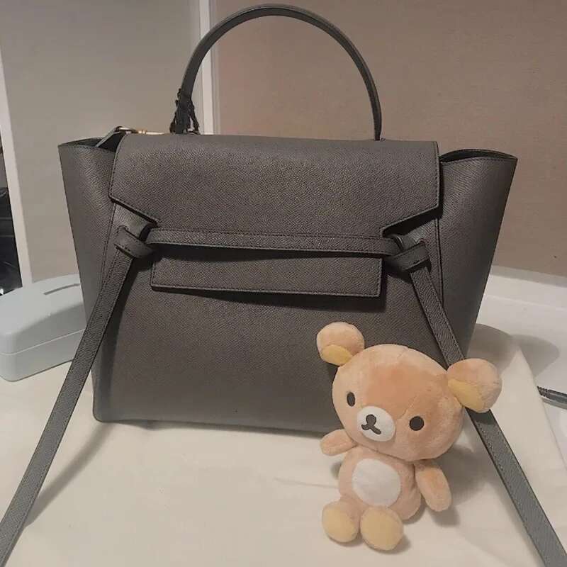Free shipping designer bag 2025 New Dreamy Liu Luxury bag Wei Mu Cow Leather Shoulder Bag Vintage Style Single Strap Handbag With Inner Pocket Zipper 