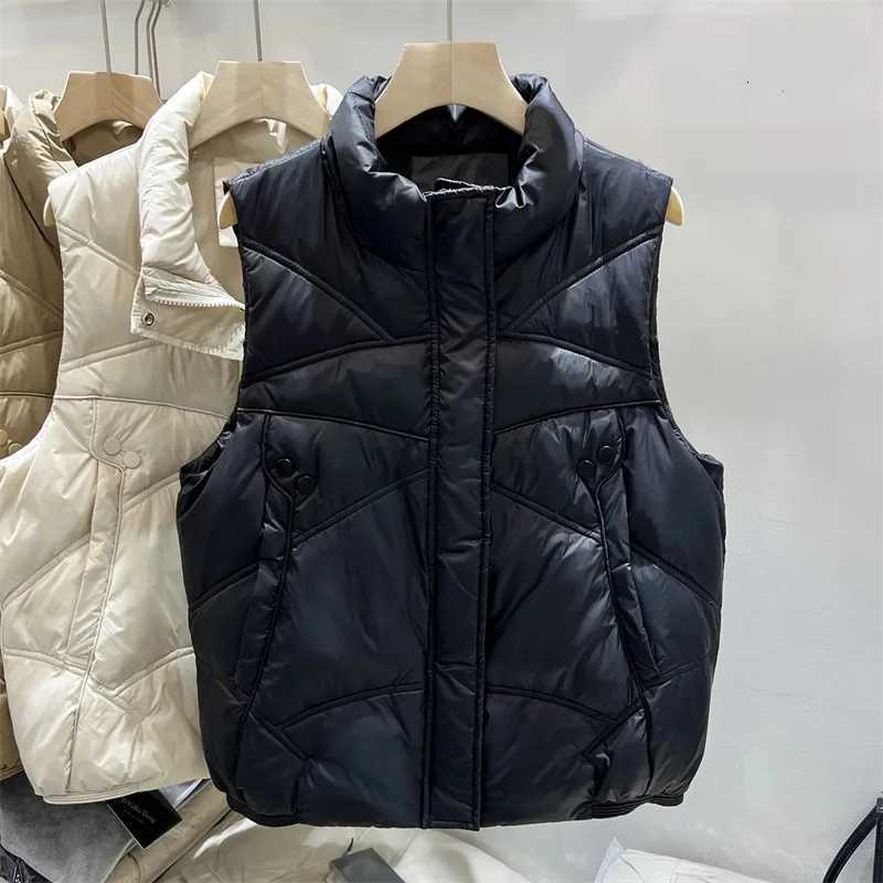 Winter Sleeveless Jacket Female Down Vest 2025 New Duck Down Puffer Waistcoat Ultra Light Winderproof Outwear Women GiletT251128