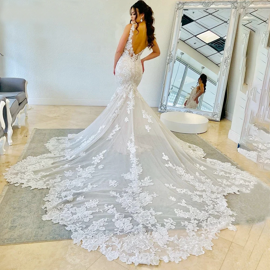 Spaghetti Strap Boho Mermaid Wedding Dress Lace Beach Wedding Dress Open Back Long Train Bridal Dress Wedding Gown Vestido Novia S3609