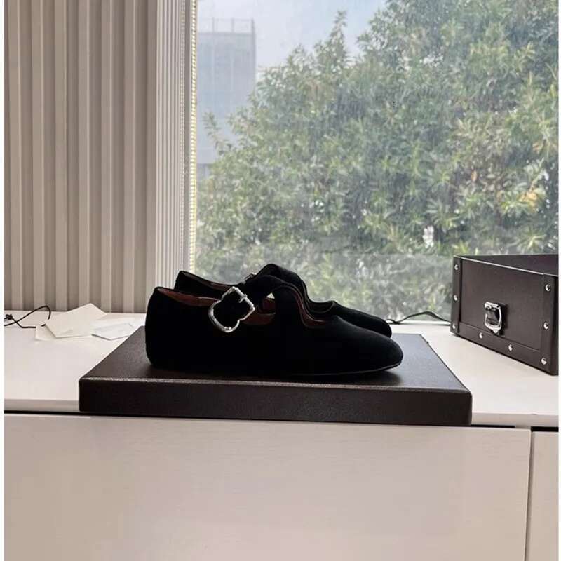 Spring and Autumn High Quality Cross Belt Buckle Mary Zhen Single for Women 2025 Veet Round Head Flat Ballet Shoes