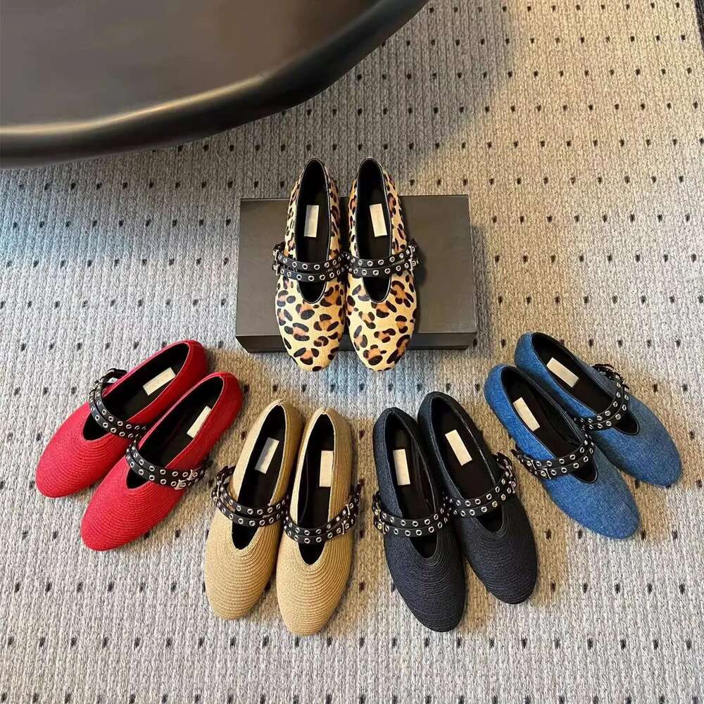 Real leather hollow flat Mary Jane women's shallow mouth one button ballet shoes, single shoes 2025 autumn trend new item