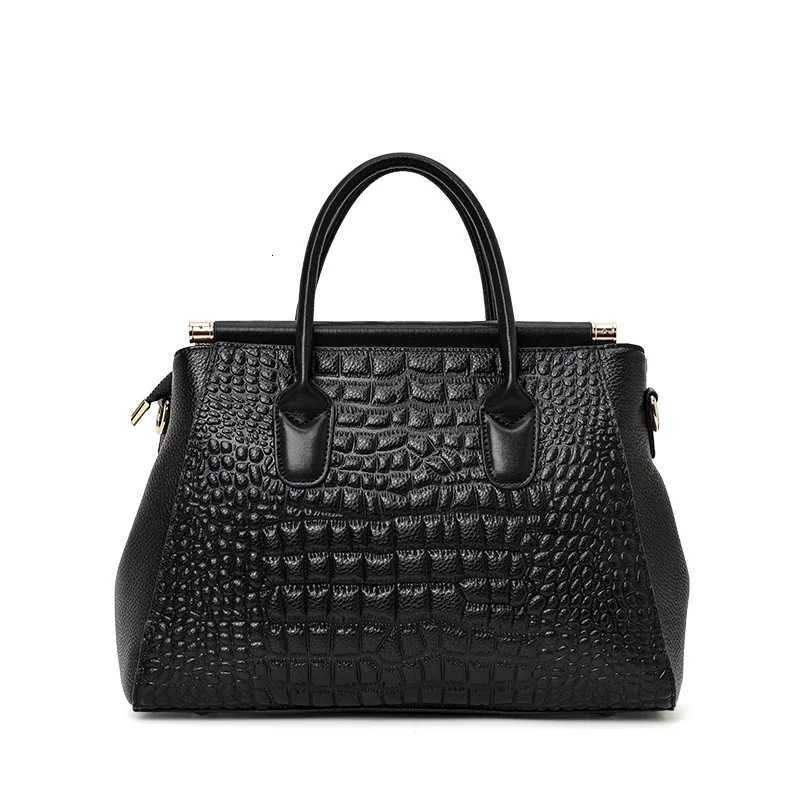 Aidrani Genuine leather womens handbag fashion crocodile pattern design high-end luxury cowhide bag large capacity K251128