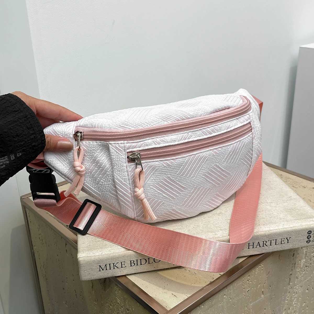 Womens waist bag simple niche cute girls chest bag casual and versatile waist bag design sense of design for female studentT251128