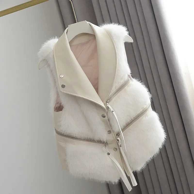 2025 New Fur Vest Womens Short style Spliced Imitation Fox fur grass Coat Artificial fur vest Coats Female warm JacketsT251128
