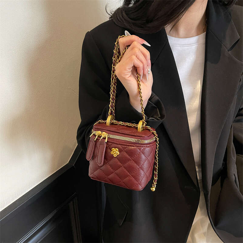 Shoulder bag Designer Handbag mini Luxury bags square diamond grid Fashion Retro Handheld Underarm High End Solid color hot selling travel festival bi