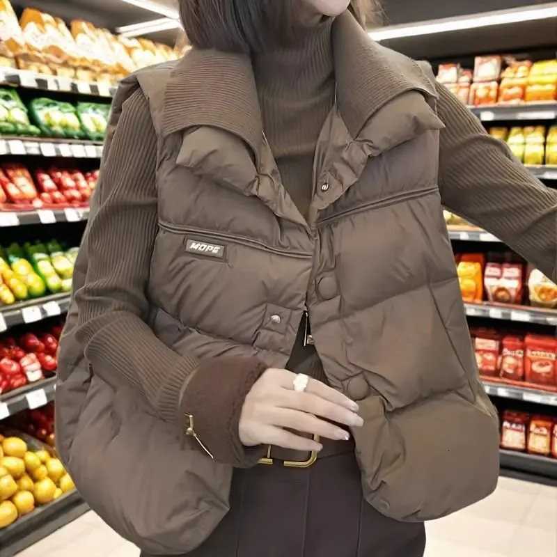 Womens Plus Size Down Cotton Coat Vest Cardigan Female 2025 Autumn Winter New Waistcoat Jacket Padded Sleeveless OverwearT251128