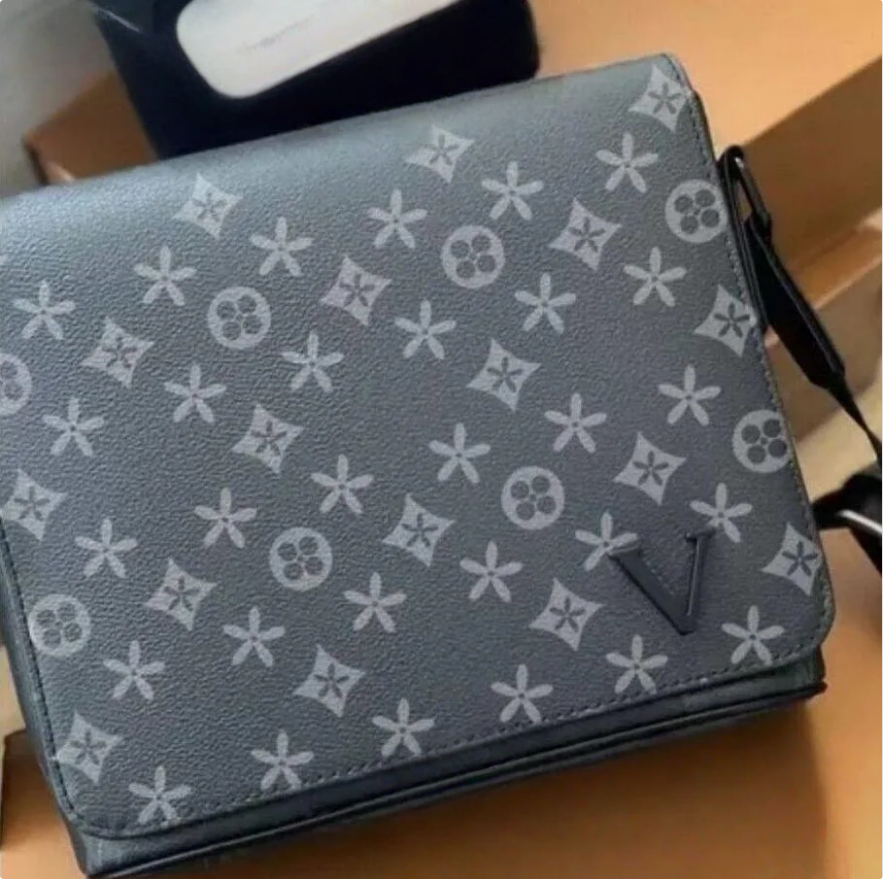 Mens Shoulder Bags PU leather Designers Messenger Bag Famous Trip Postman Classic Handbag Briefcase Crossbody Bags lvslys women bag wallet sacoche homme purse sac