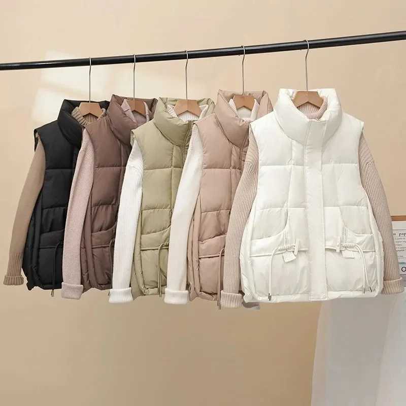 New Vest Jacket Female 2025 Autumn Winter Korean Warm Cotton Padded Sleeveless Coat Women Parkas Thicken Short Waistcoat OutcoatT251128