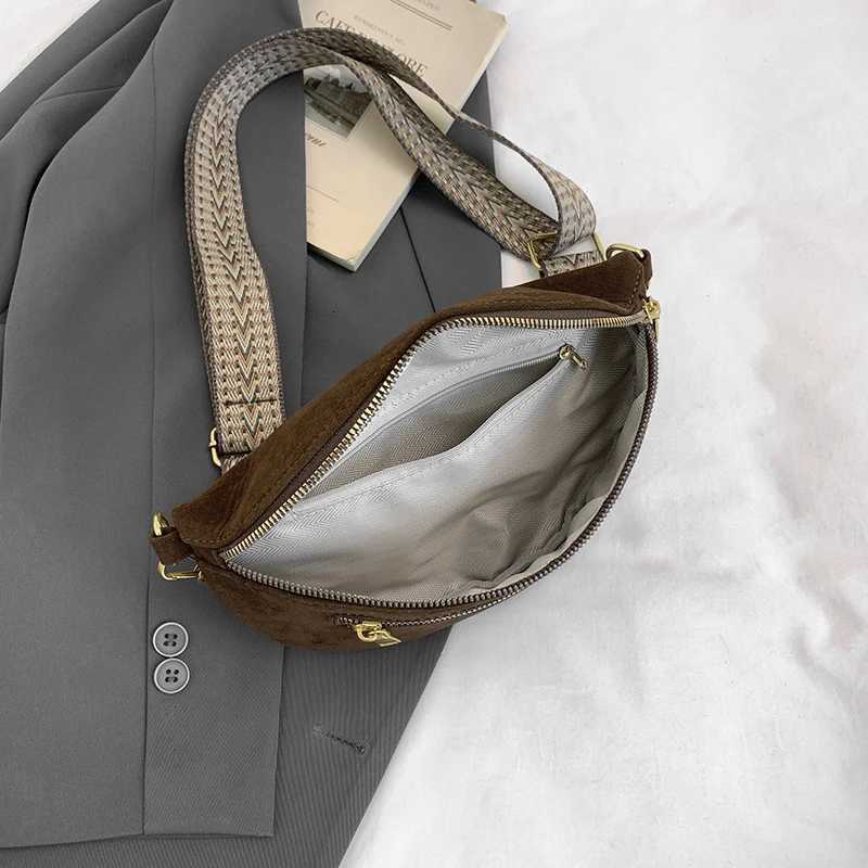 2025 Winter Faux Suede Chest Bag Woman Waist Bag Street Trend Fanny Pack Casual travel Female Shoulder Crossbody Bag Phone PurseT251128