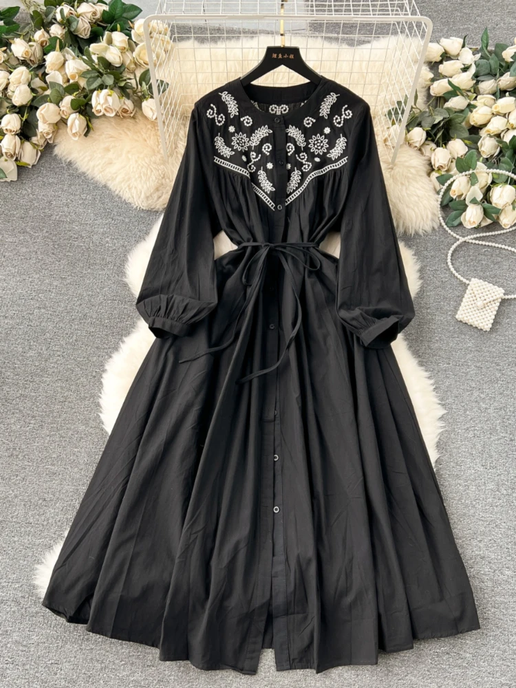 Women Long Dress Spring Autumn Long Sleeved Retro Embroidered Floral Loose Long Dresses Ladies Elegant Robe