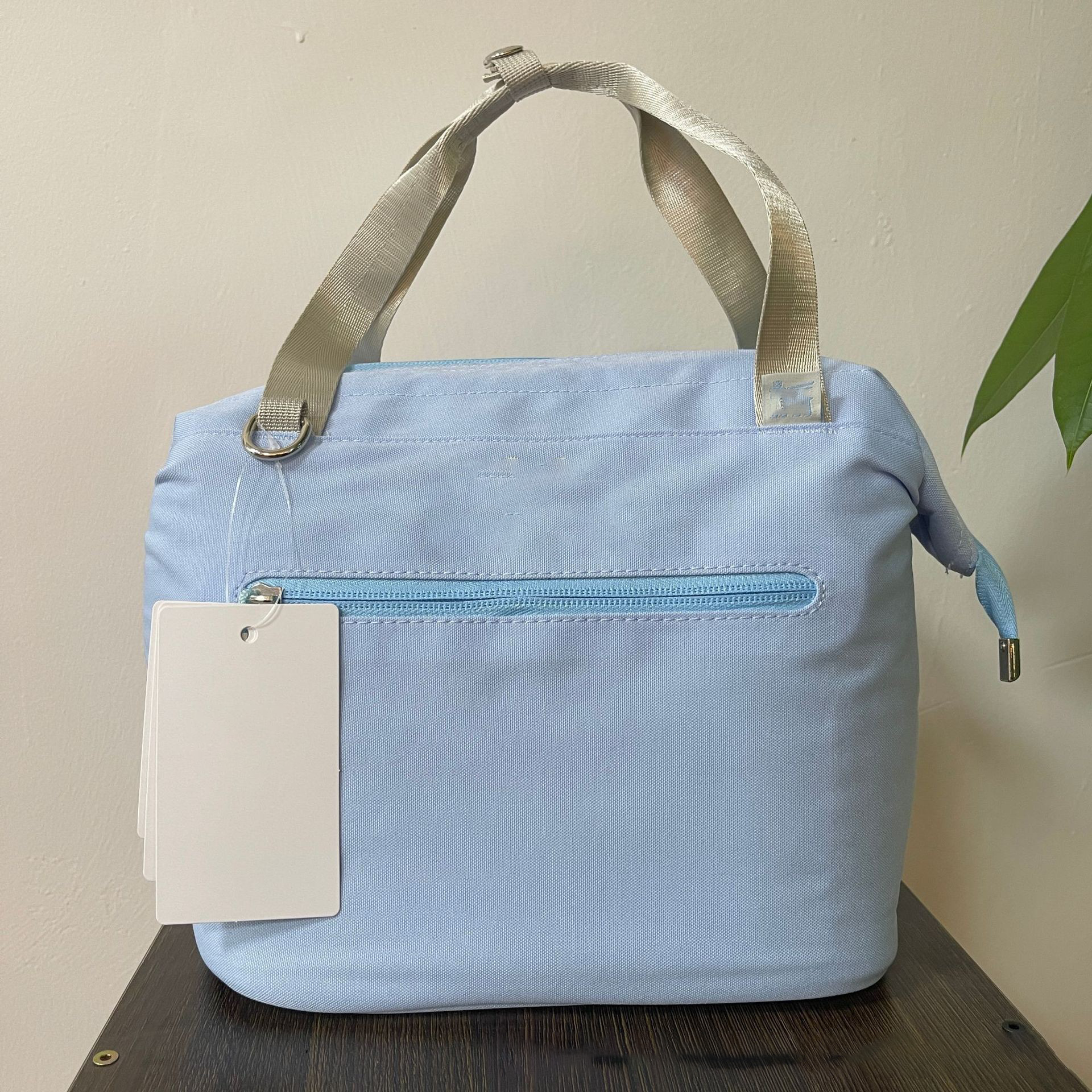 Outdoor Waterproof Satchel Refrigerator Bag Outdoor Waterproof Portable Travel Lunch Box Airtight Handbag Bag