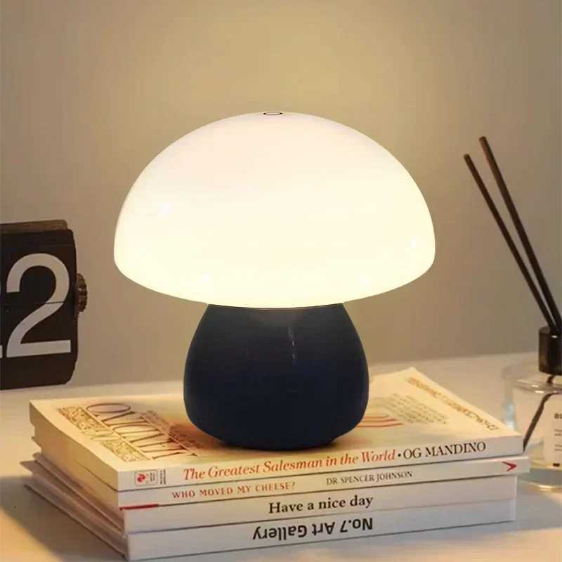 Mushroom LED Table Lamp Touch Dimming USB Charging Night Light for Bedroom/Desk/Coffee Bar Decorative Ambient Night Lighting M251128