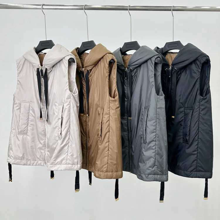 2025 Autumn and Winter New Womens Vest Loose Hooded Commuting Down VestT251128