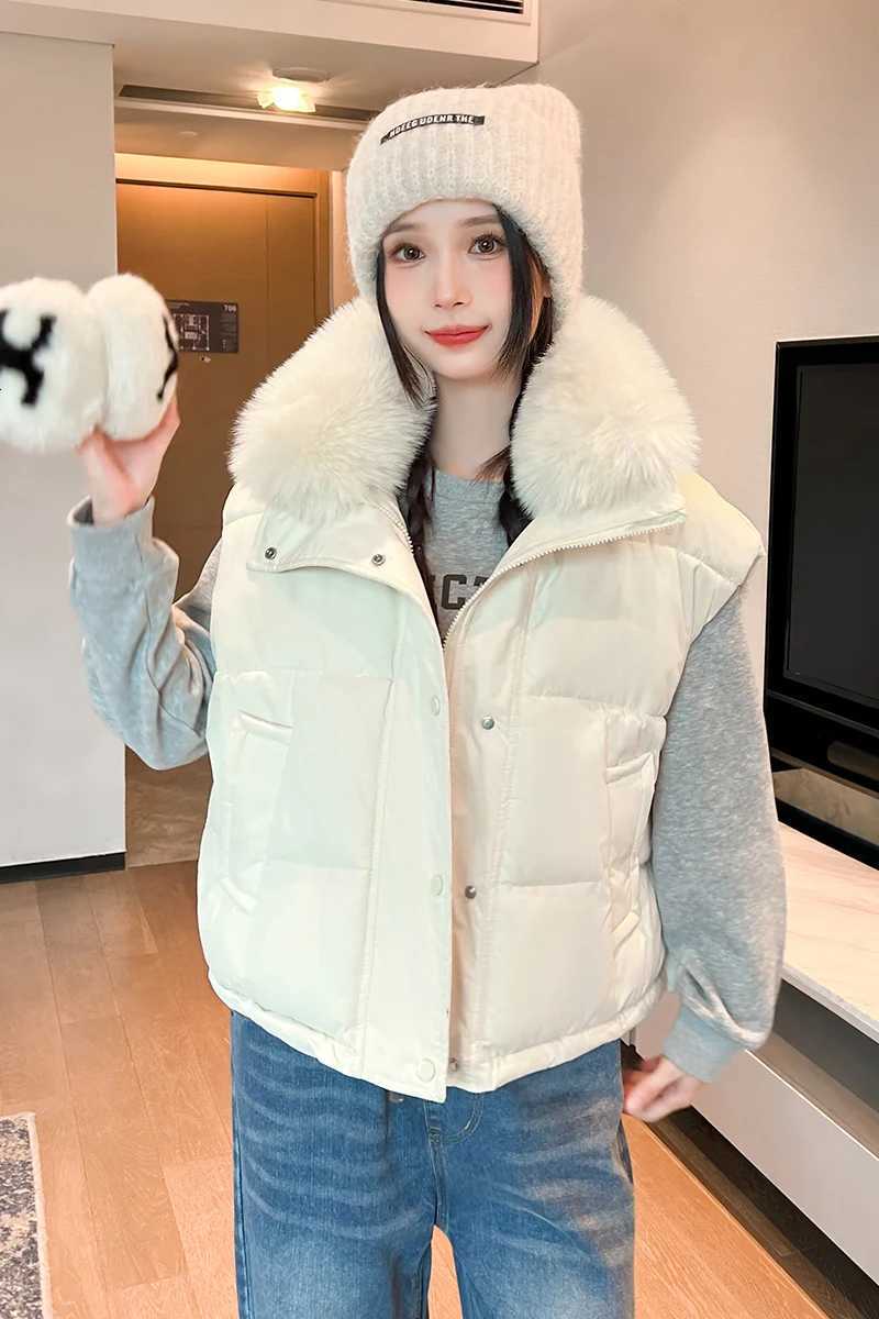 Womens Vest Autumn Winter New Korean Version Loose Versatile Down Cotton Vest Back and Fur Collar for Wearing Short OuterwearT251128