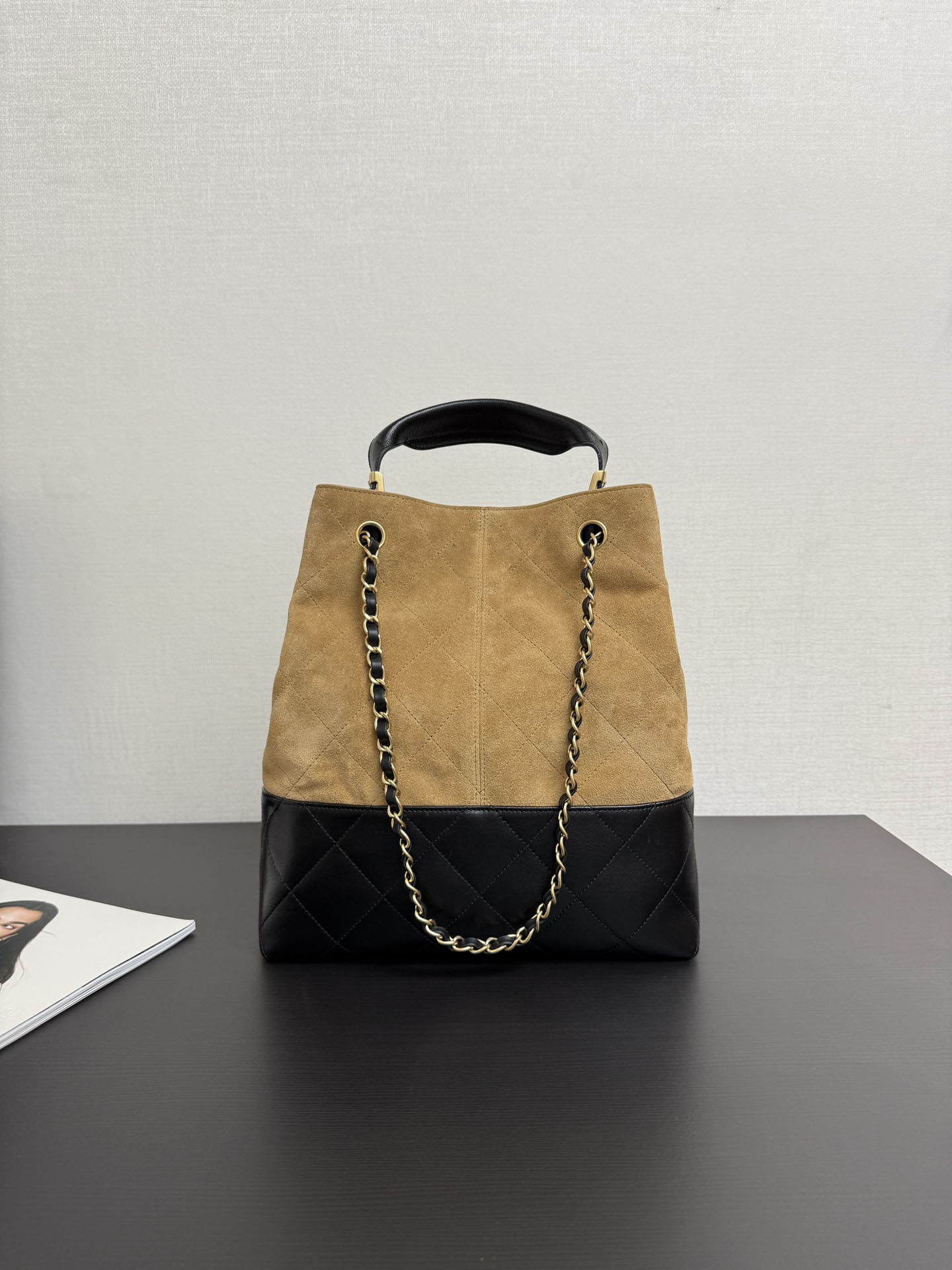 Designer Bag Suede & Lambskin Colorblock Tote Bag for Women Luxury Bag ,Collection Designer Handbag with Chain Strap/ large, medium, small 25A