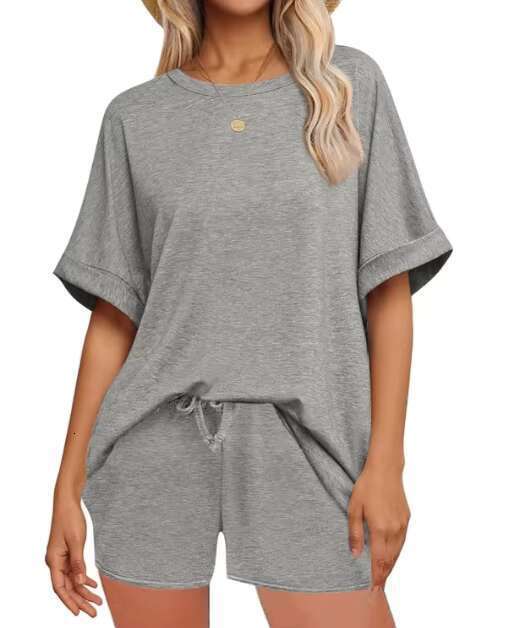 DHEssentials Hot Selling Women's Summer Casual Solid Color Suit T-shirt Shorts Set