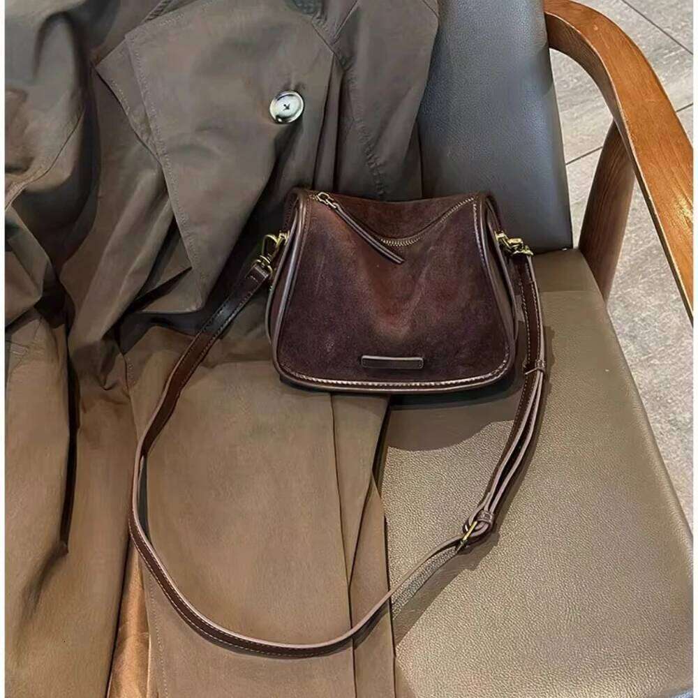 Designer Luxury Ins… - image