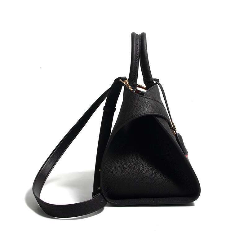 Genuine Handbag Hug Pillow Top Layer Leather Advanced Feeg 2025 New Model Fashion Temperament Boston Bag