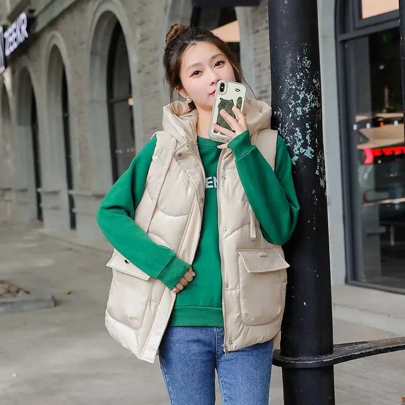 Women Hooded Vest autumn Winter new Fashion Padded Down Cotton Waistcoat thick Warm sleeveless jacket Female Loose Outwear T580T251128