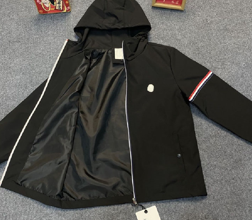 Designer Mens Jacket Hoodie Winter Coat Jackets Autumn Outerwear Men Women Windbreaker Zipper Mens Coats Jackets