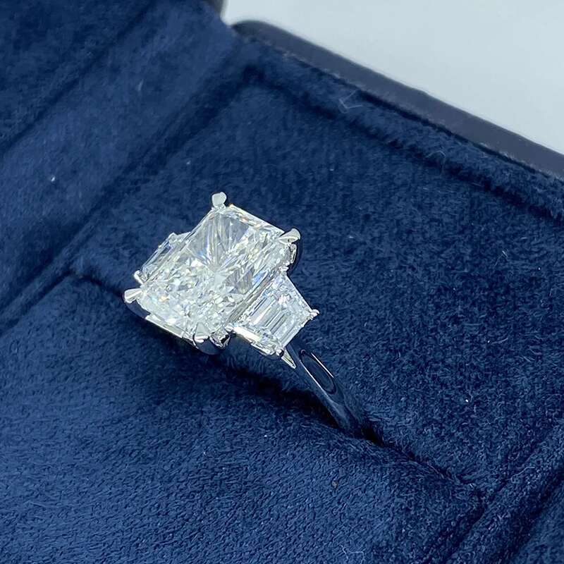 IGI Certificate Lab Grown Diamond Wedding Ring Radiant 14K White Gold 2Ct CVD HPHT Diamond DEF Color VS-VVS