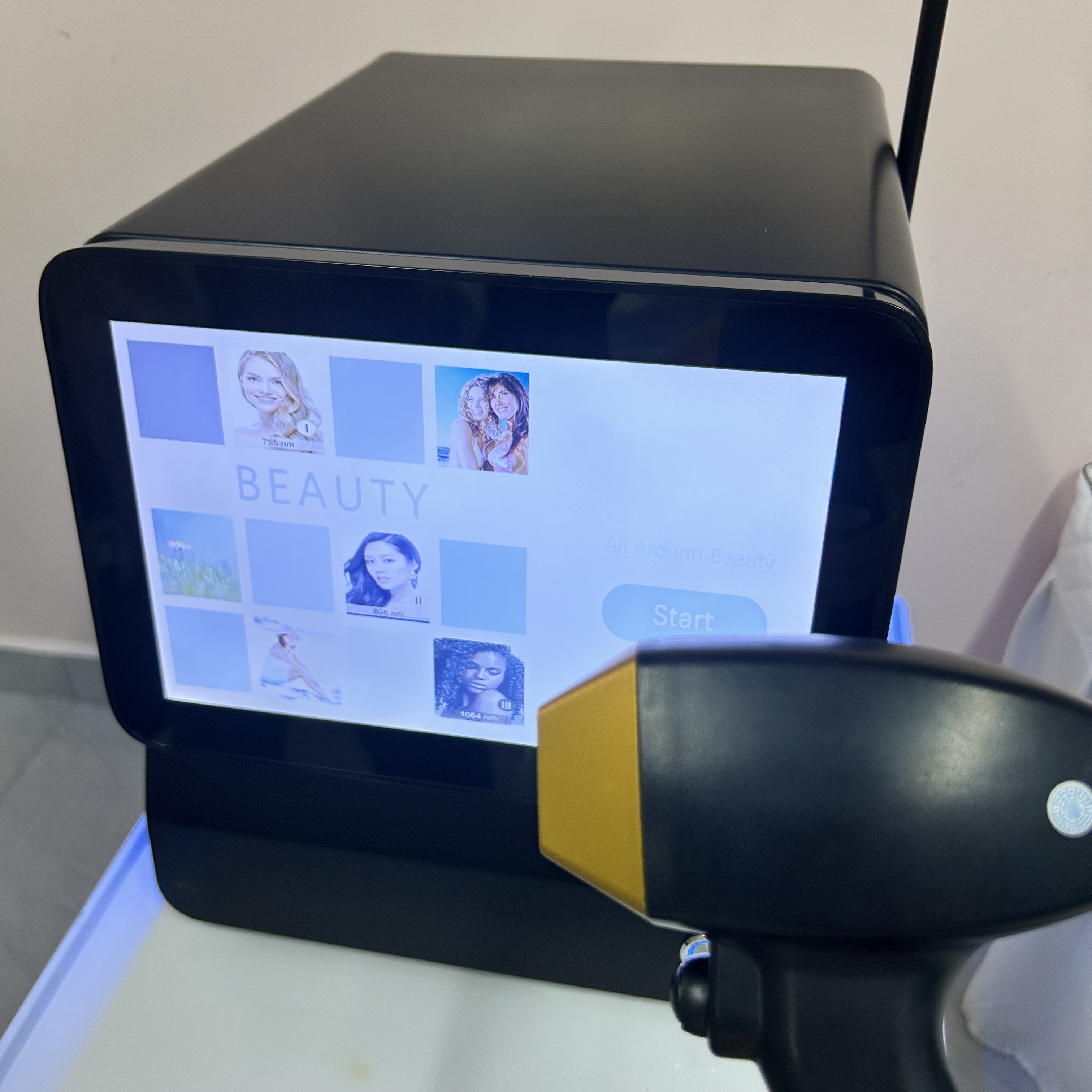 High Power Diode Laser Hair Removal Device 3 Wavelength Ice Cooling System Painless Permanent Hair Reduction Machine For Spa Clinic Salon