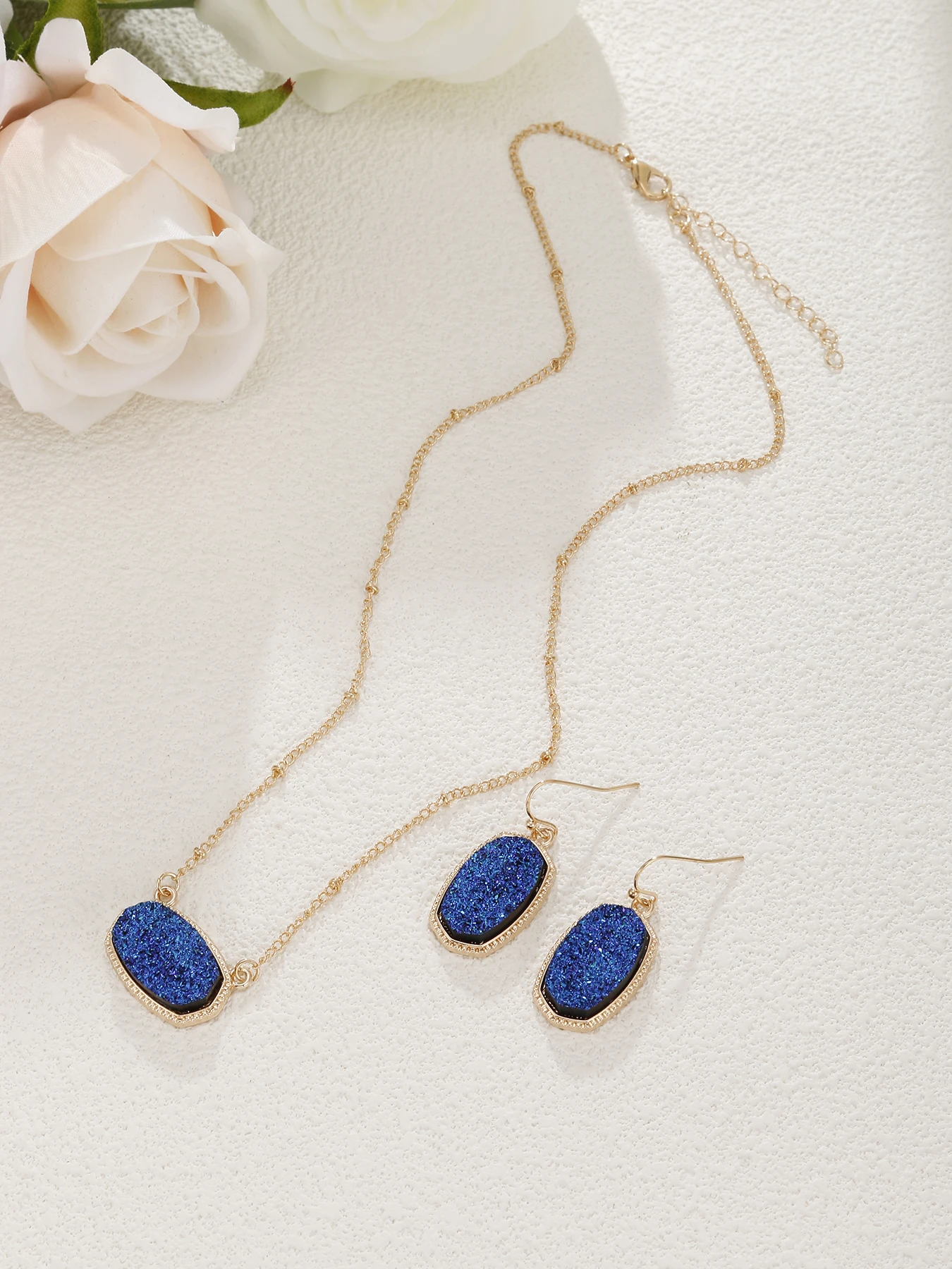 Women's Oval Crystal Pendant Necklace Earrings Set Best Gift for Mom