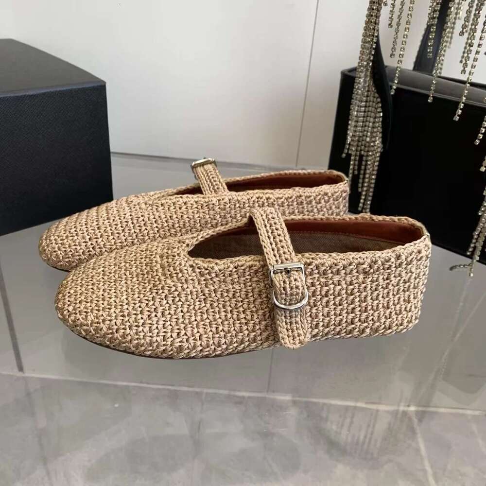 Designer Brand 2025 Weaving One Button Ballet for Women Retro Hollow Leather Flat Bottom Mary Jane Single Shoes