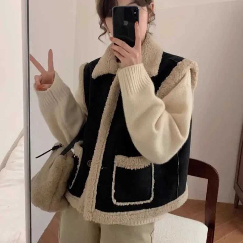 Winter Casual Wear Womens Korean Velvet Suede Sleeveless Vest with Sheepskin Fur Thickened Lapel Collar Outerwear for FallT251128