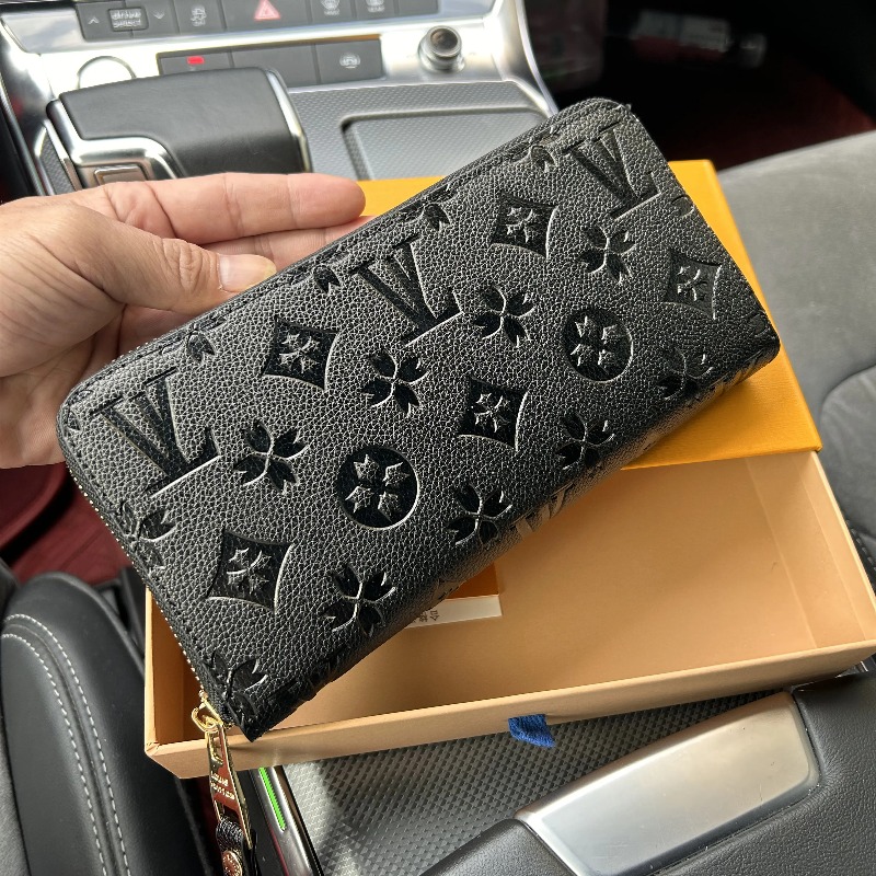 Luxury Leather Purs… - image