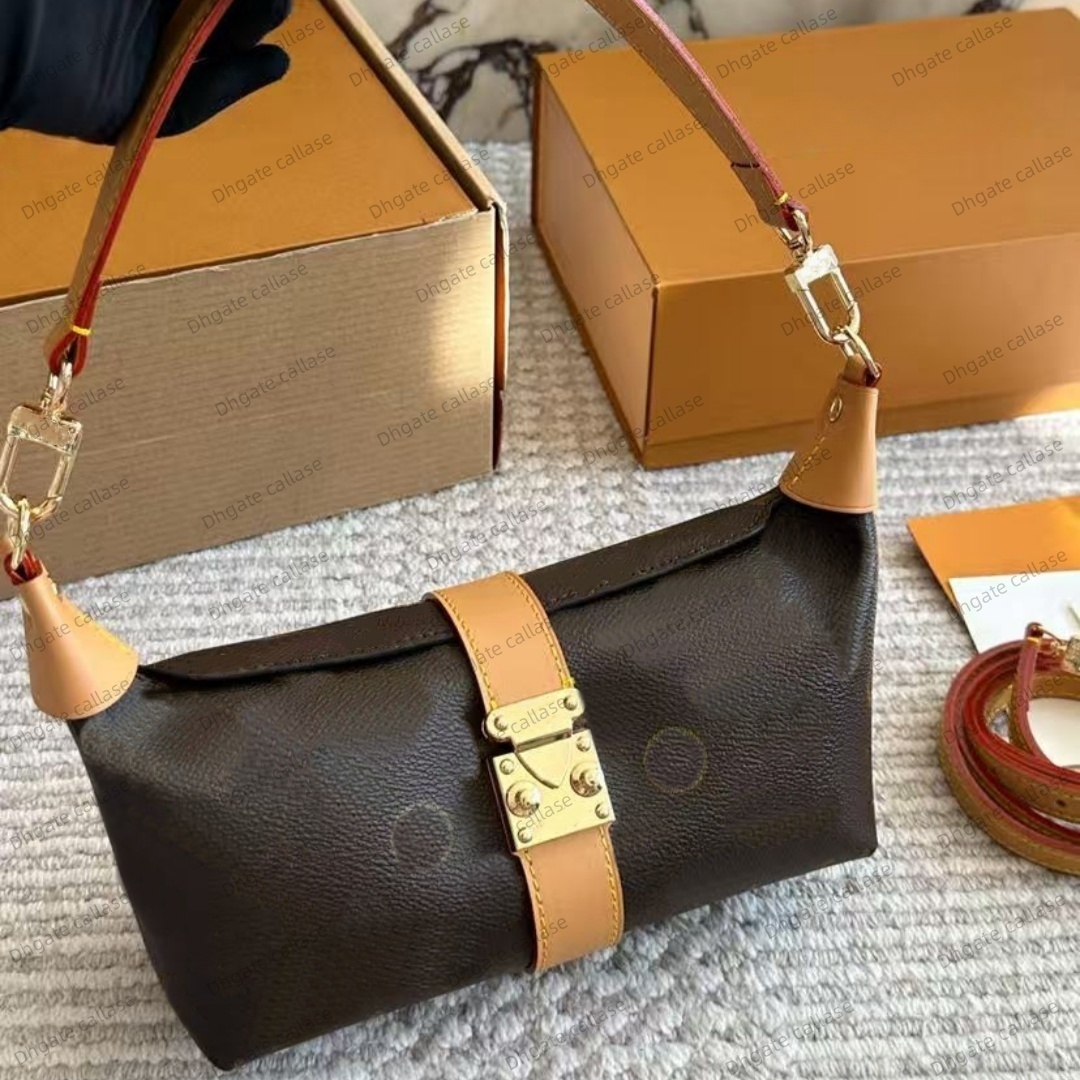 Designer purses totes Pochette Mia Womens handbags shoulder bag genuine leather shopping bag New Plush Underarm Baguette bag with Cowhide Handle Crossbody Bag