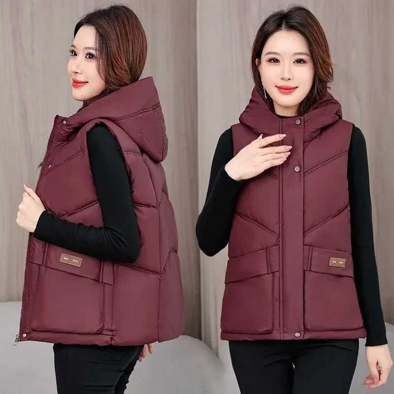 Down Cotton Vest Coat Women Parkas Autumn Winter 2025 New Hooded Warm Sleeveless Jacket Thicken Fashion Waistcoat Outcoat FemaleT251128