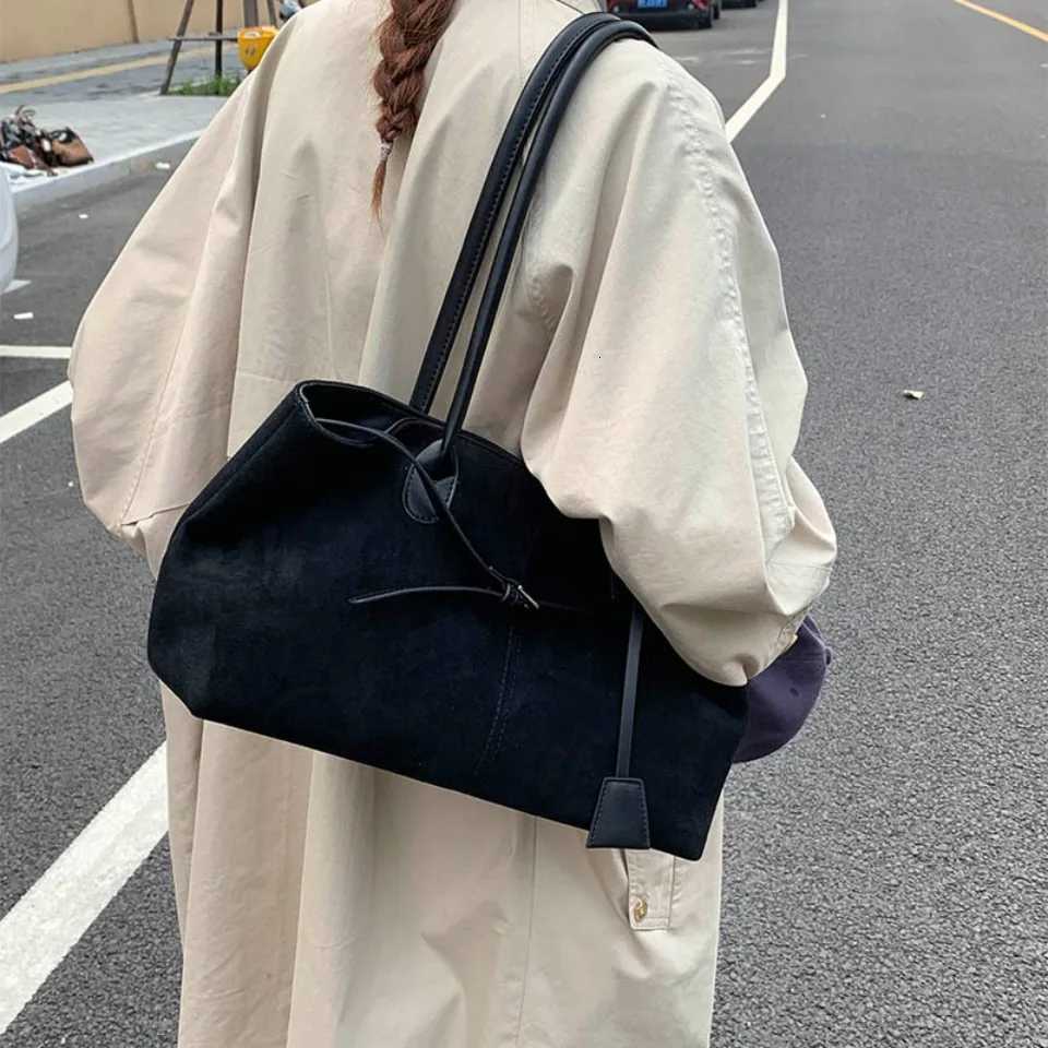 New Winter Underarm Bag Retro Pu Leather Shoulder Bags for Women Luxury Designer Ladies Large HandBags Top-handle Bag Sac A Main K251128