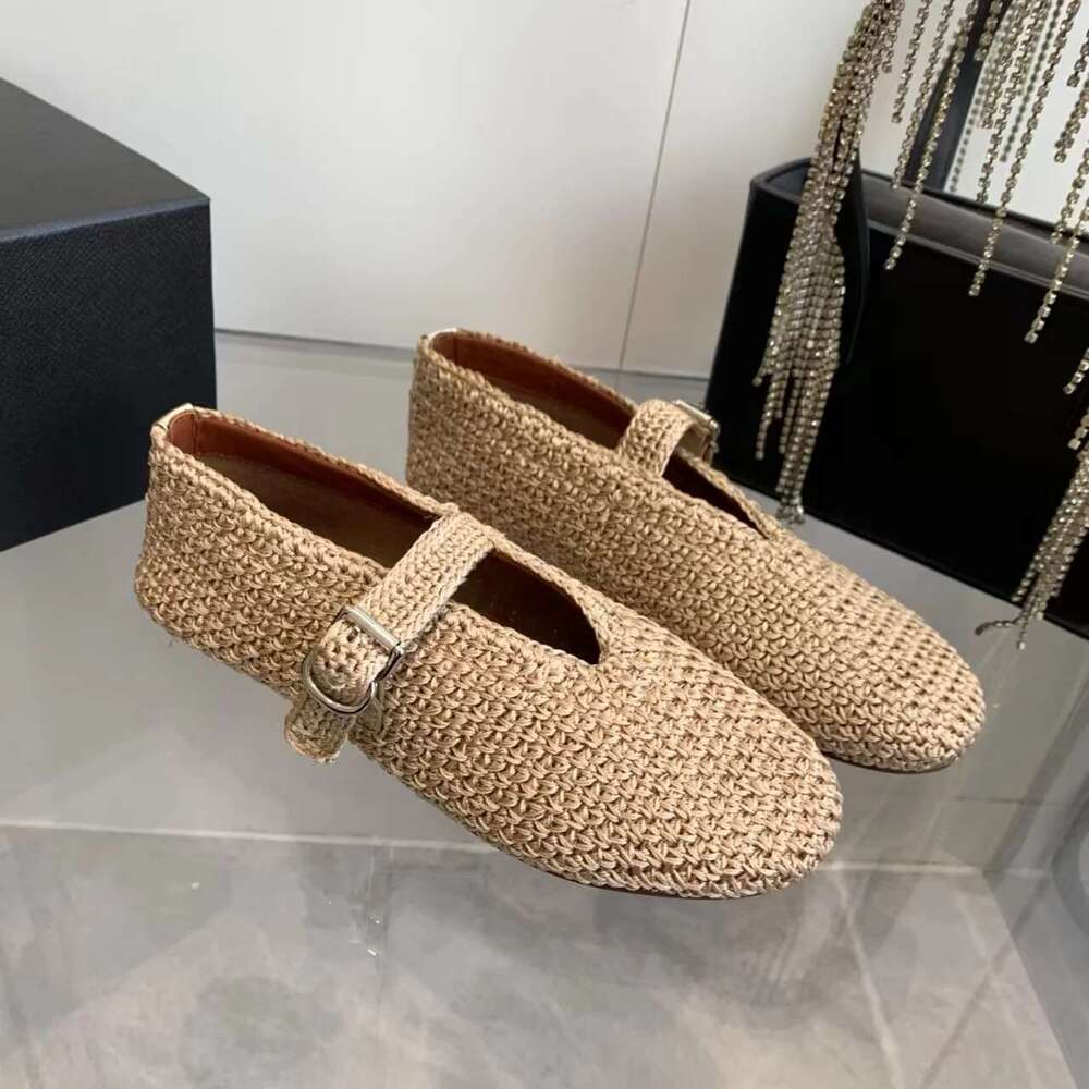 Designer Brand 2025 Weaving One Button Ballet for Women Retro Hollow Leather Flat Bottom Mary Jane Single Shoes