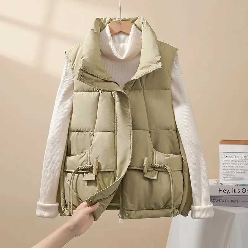 New Vest Jacket Female 2025 Autumn Winter Korean Warm Cotton Padded Sleeveless Coat Women Parkas Thicken Short Waistcoat OutcoatT251128