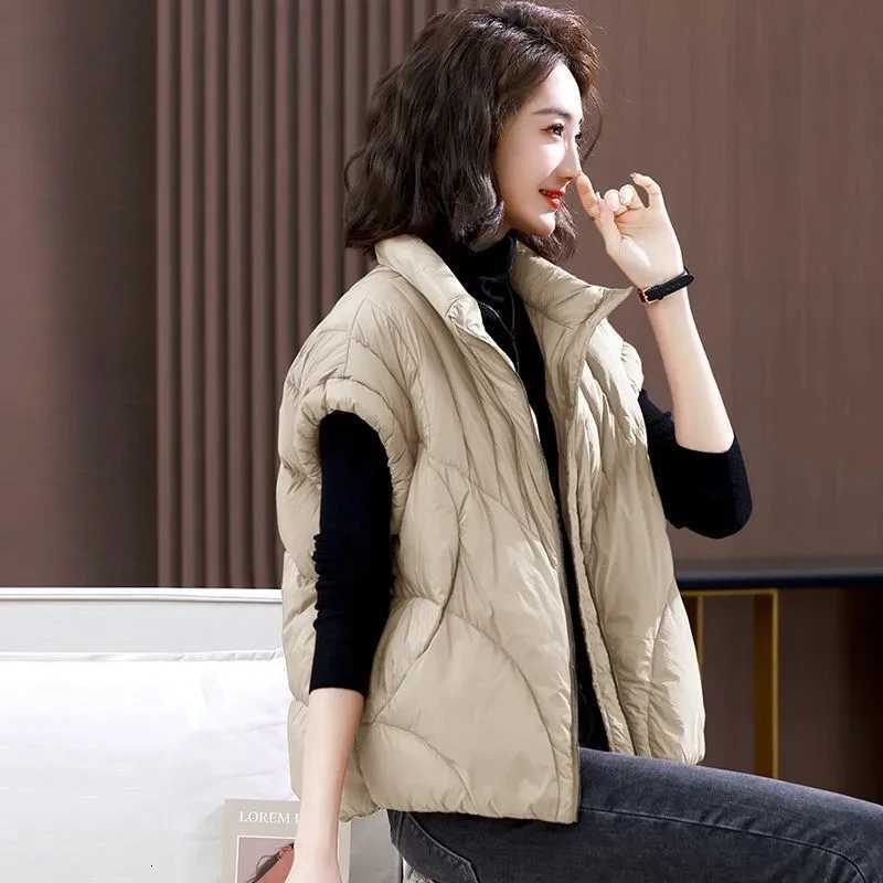 2025 New Korean Womens Vest Puffer Jacket Casual Parkas Round Neck Down Cotton Vest Loose-fit Slim Female Warm Snow Wear TopT251128