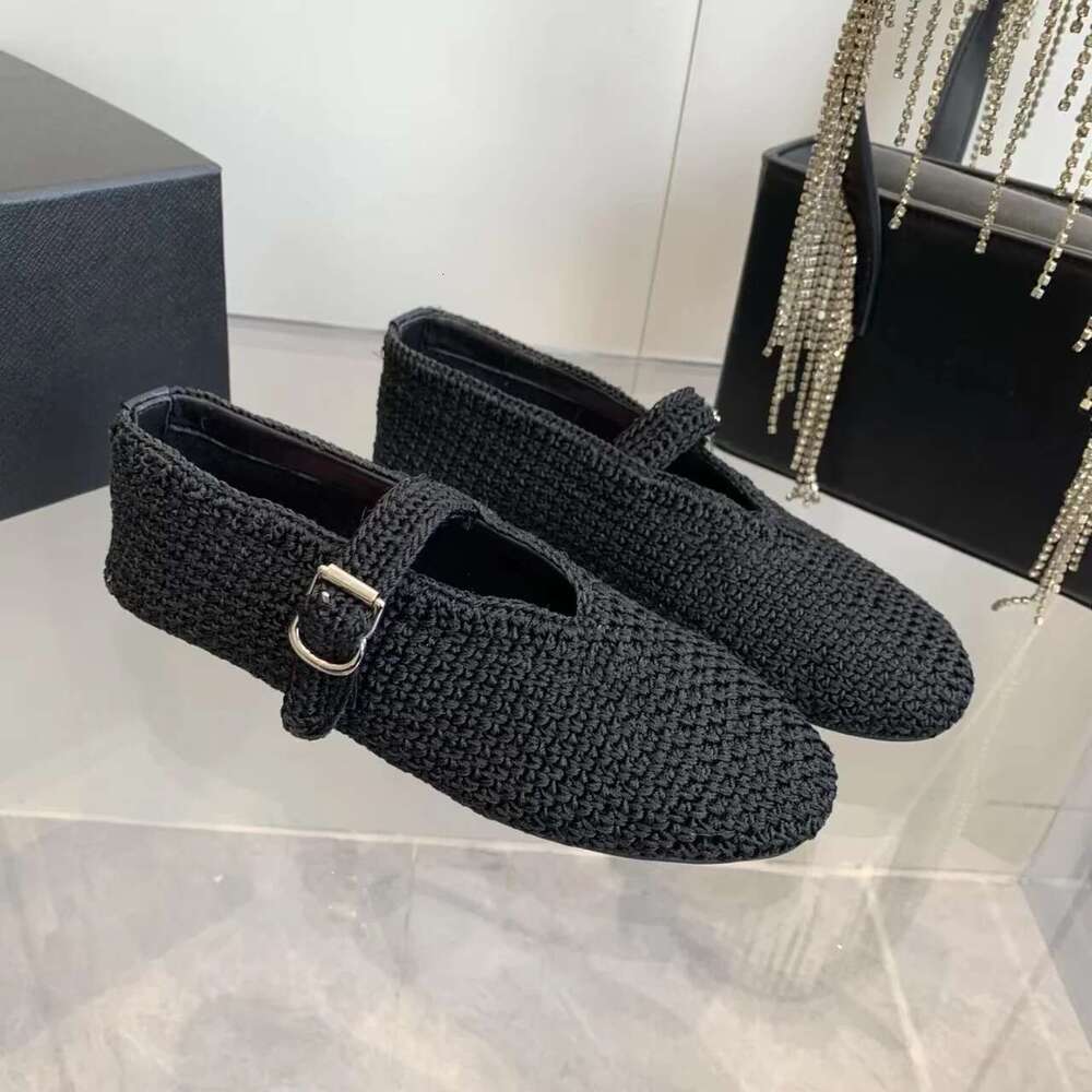Designer Brand 2025 Weaving One Button Ballet for Women Retro Hollow Leather Flat Bottom Mary Jane Single Shoes