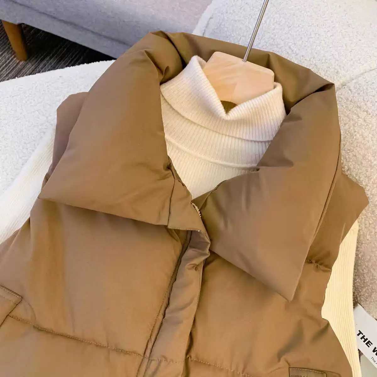 Winter Warm Padded Vest Womens Vest Sleeveless Jacket Casual Elegant Tank Top New In Coats Jackets Matching Chic OuterwearsT251128