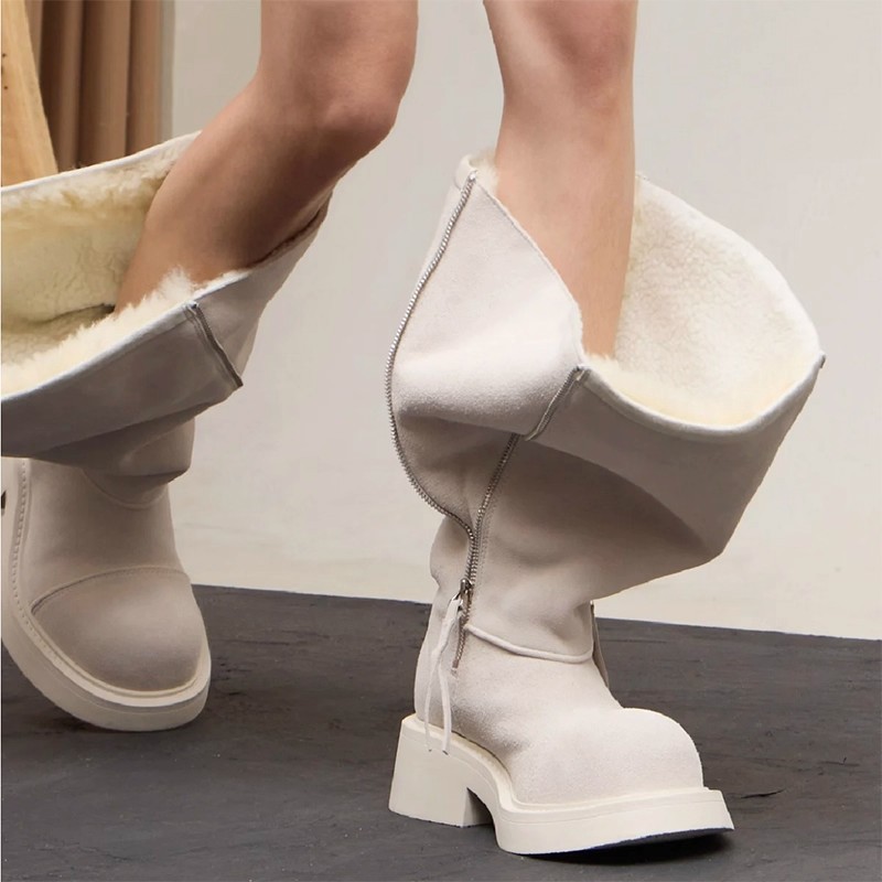 Christmas Gift Winter New Style Retro Style Long tube Snow Boots Loose Wool Lining Warm Boots Trendy Hot Girl Designer Shoes Fashion Luxury Shoes