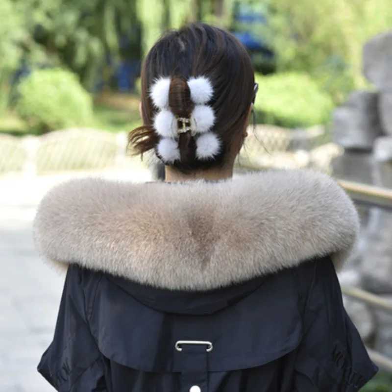 100 Real Fox Fur Collar Winter removable fur Hood Trims Warm Furry Decor Shawls for Coat Parkas Luxury Female fur ScarfJ251129