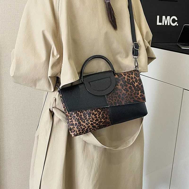 Womens Leopard Print Bag 2025 Autumn - Fashion High-Quality Light Luxury Splicing Contrast Commuter Shoulder/Messenger Tote K251128
