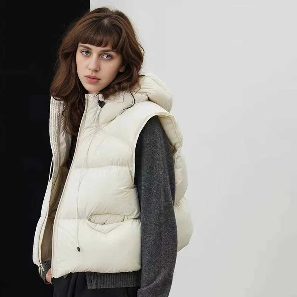 Casual Down Cotton Waistcoat Women Autumn Winter Outerwear Hooded Thick Warm Vest Jacket Female Sleeveless Quilted CoatsT251129