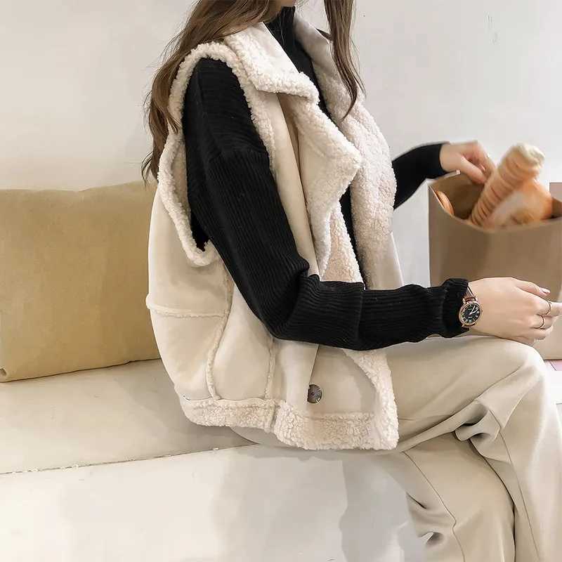 Womens Suede Shearling Vest Sleeveless Oversized Faux Shearling Jacket for WomenT251129