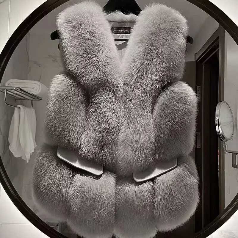 Luxurious Faux Fur Plush Vests Women Loose Sleeveless Waistcoats 2025 New Autumn Winter Female Outwears Lady PU Leather Fur VestT251129